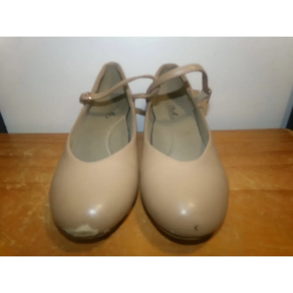 Pre-Owned Dance Jazz Shoes Stelle Child 4M Leather Single Strap Closed Toe